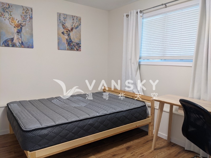 260727191015_second bedroom.jpg